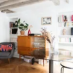 Splendid Flat Near The Marais * Paris